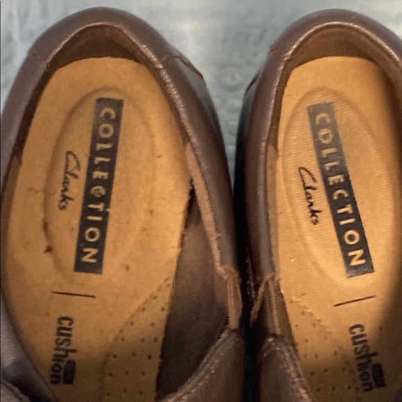 Clarks size 6 women’s Brown Leather Loafers Moccasin Style stretch‎ comfy insole - Picture 9 of 10